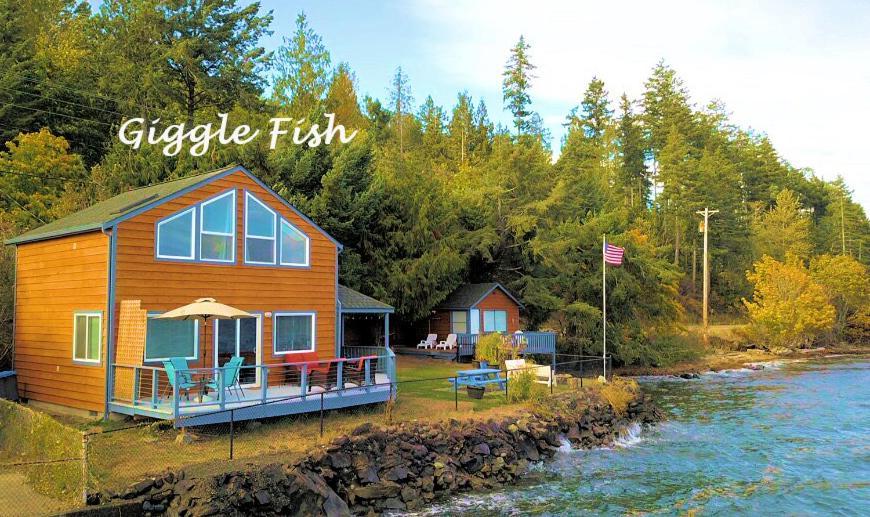 Giggle Fish Villa Hoodsport Exterior photo